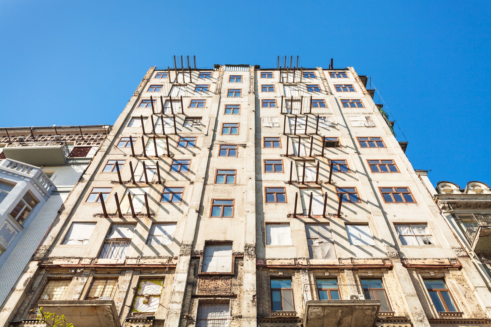 restauración de la vieja casa en la ciudad de Kiev